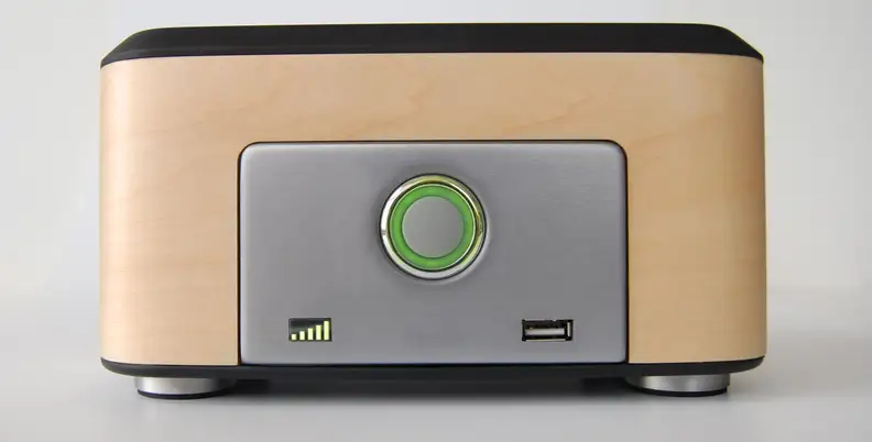 The OnKöl unit takes up the same amount of space as a breadbox.
