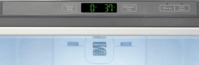 Controls for the Kenmore Elite 79043 are basic, and are located along the upper frame.