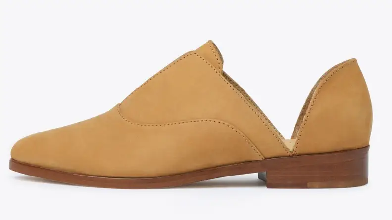 Ofxords with ankle cutout.