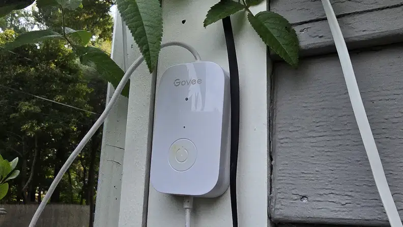 Base station of Govee LED Permanent Outdoor Lights 2 Pro in white.