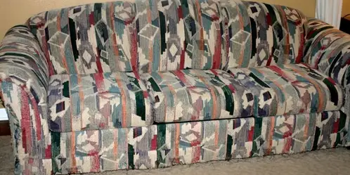 Bad Sofa Design from the 90s