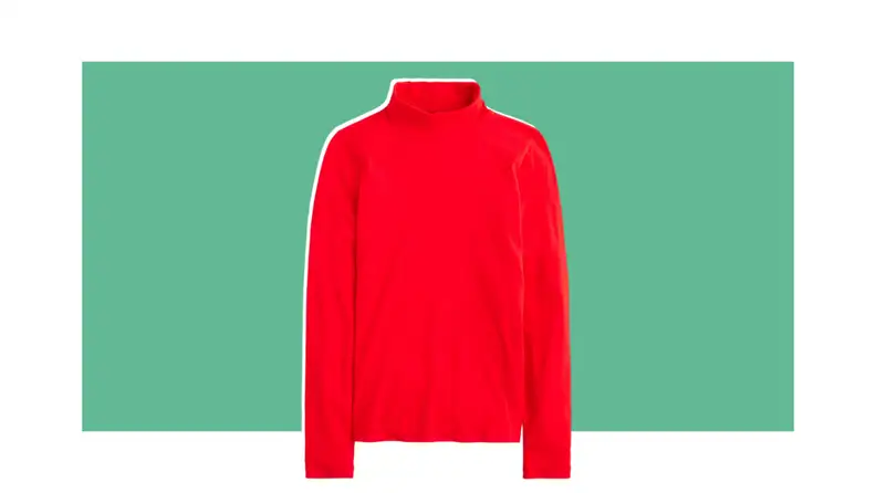 A red turtleneck sweater.