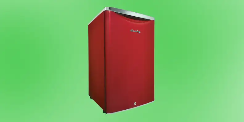 Add a little style and color to your kitchen with the Danby DAR044A6LDB.