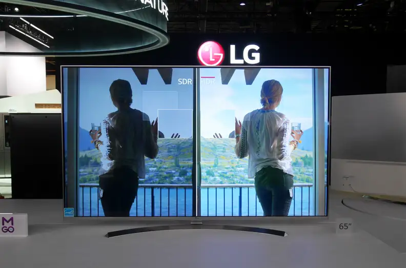 The LG 65UH9500 demonstrating HDR