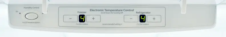 The Whirlpool WRF535SMBM's controls are easy to adjust, but the 0 to 7 scale isn't terribly informative.