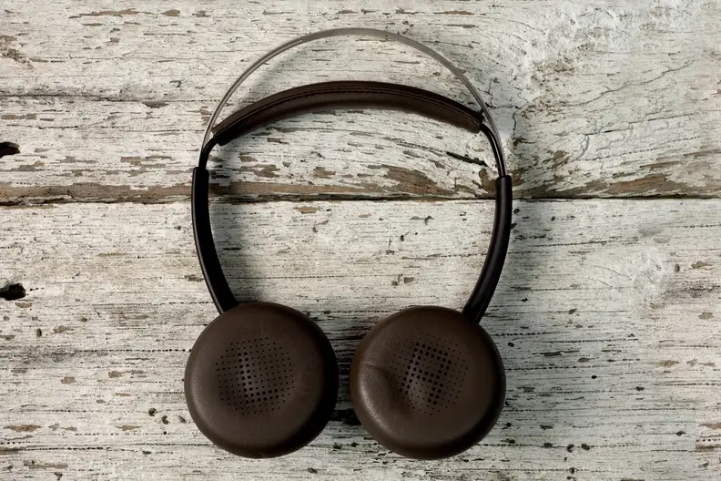 Plantronics Backbeat Sense On Wood