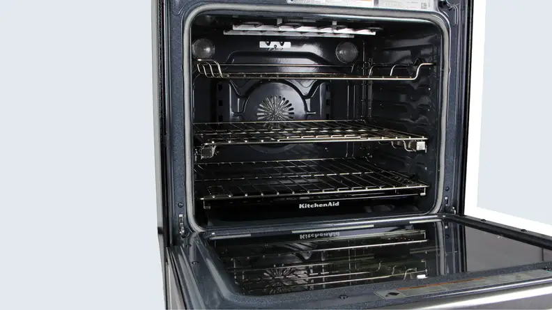 The oven cavity of the KitchenAid KSDB900ESS.