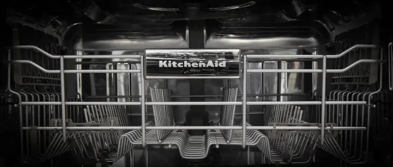 The interior of the KitchenAid Architect Series II KDTM354DSS.