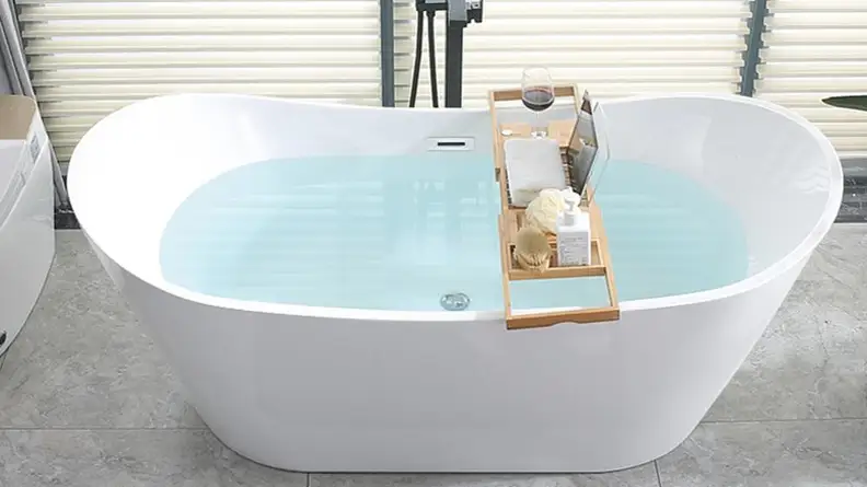 These sleek bathtubs really bring the room together.