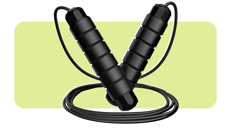 Product shot of the black Loocio Jump Rope.