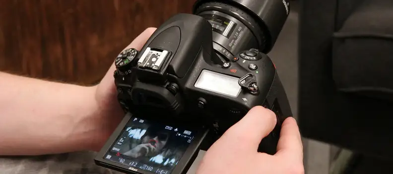 The D750 is the first Nikon FX DSLR to feature a tilting LCD, perfect for off-angle photo shoots and recording video.