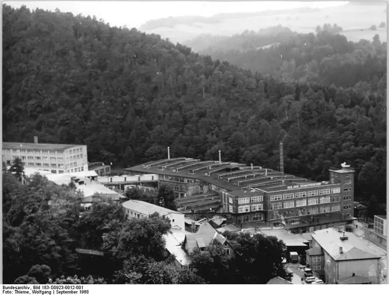 VEB DKK Scharfenstein factory exterior