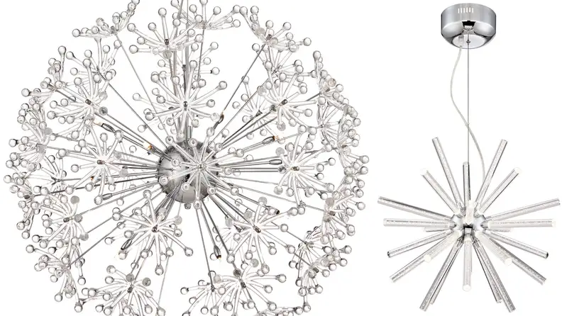 A chandelier in the bathroom is true luxury