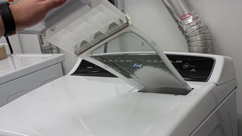 The Whirlpool Cabrio WED7000DW dryer's lint trap.