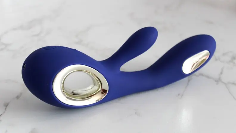 Lelo Soraya Wave on counter.