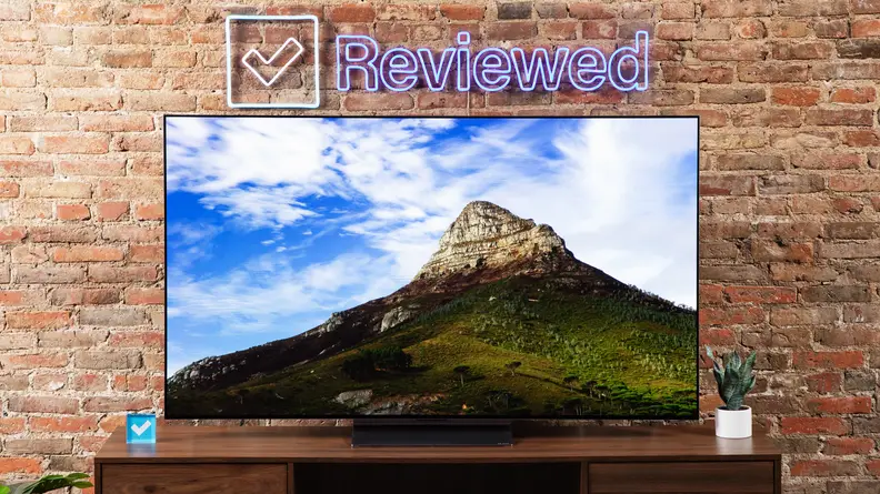 A mountian on the screen of the LG G3 OLED TV screen.