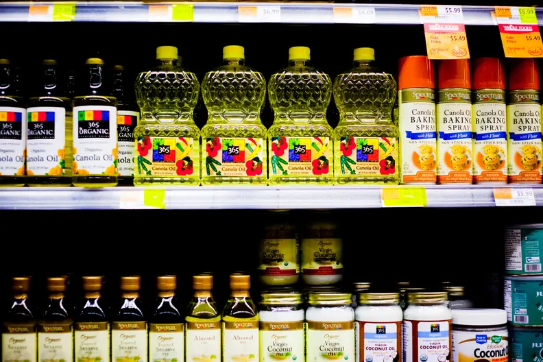 Cooking oil on shelf