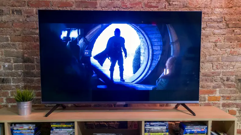 The 2020 TCL 6-Series displaying HDR content