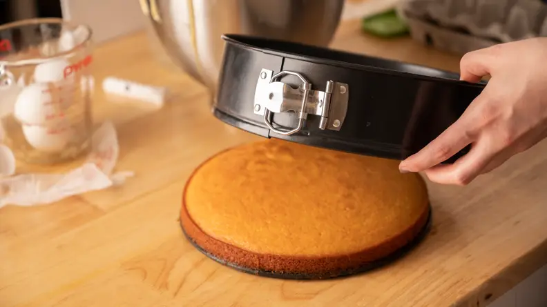 There are three main base materials used for cake pans—and they react to heat differently.