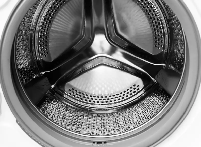 A small 2.5-cu.-ft. drum means you can only fit a basket of laundry or less.