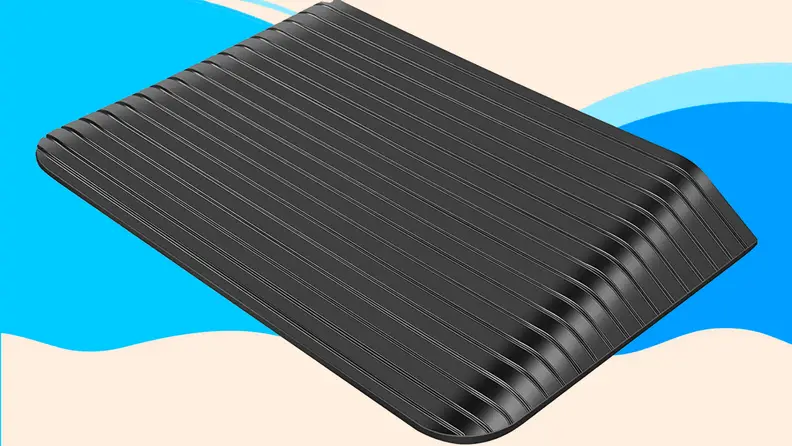 Black rubber ramp.