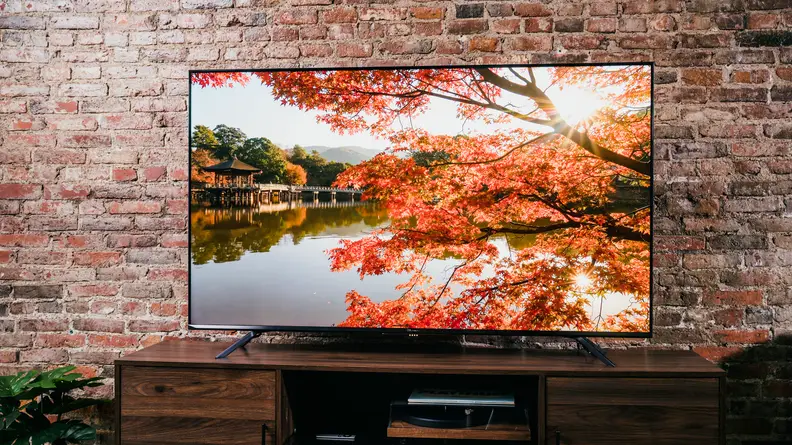 The Hisense U7G displaying 4K/HDR content in a living room setting