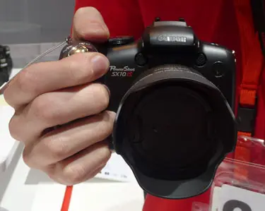Canon PowerShot SX10 IS Digital Camera First Impressions Review