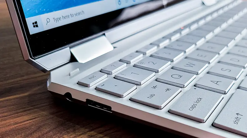 HP Spectre x360 13t USB Ports
