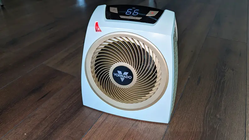 Vornado thermostat controlled fan heater