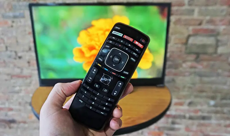 Vizio E24i-B1