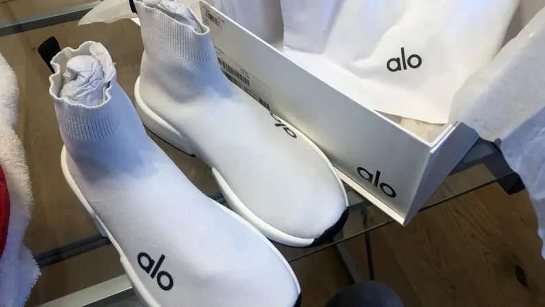unboxing white alo velocity sneakers