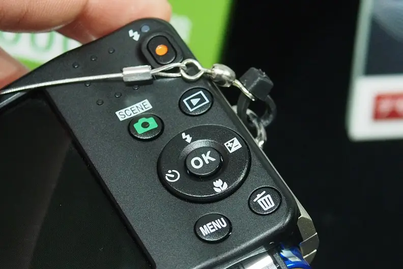 Nikon Coolpix L32 First Impressions Review - Reviewed