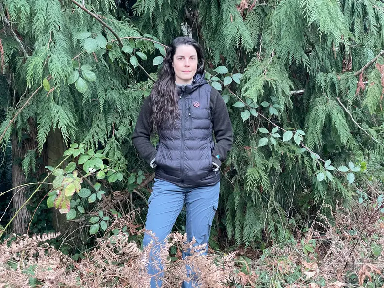 Woman wearing a COREEDGE vest