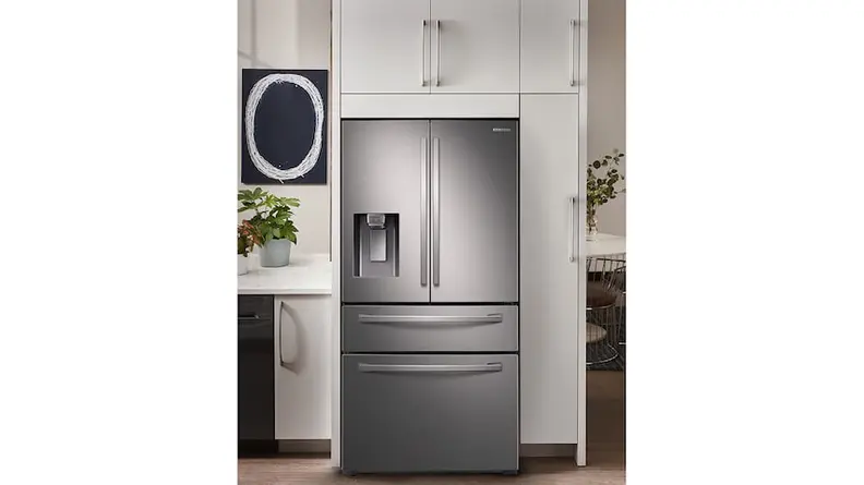 Samsung RF28R7201SR refrigerator exterior
