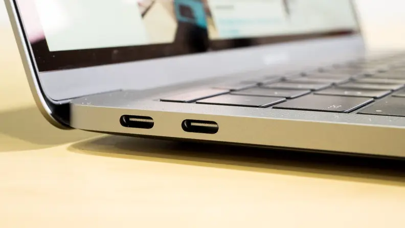 Apple MacBook Pro Thunderbolt 3 Ports