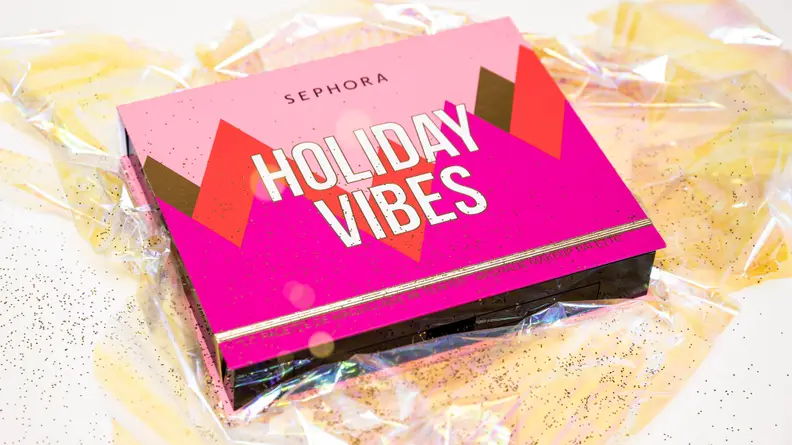 The pink Sephora Collection makeup kit closed to show no makeup.