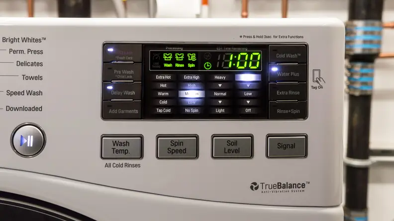 With five different soil, temperature, and spin levels, you can do your laundry, your way.
