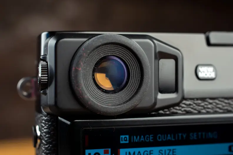 The viewfinder on the X-Pro2 can toggle between optical and electronic.