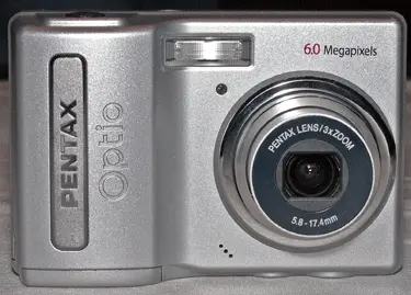 PENTAX OPTIO M10 シルバー　ペンタックス Pentax Optio M10 First Impressions Review - Reviewed
