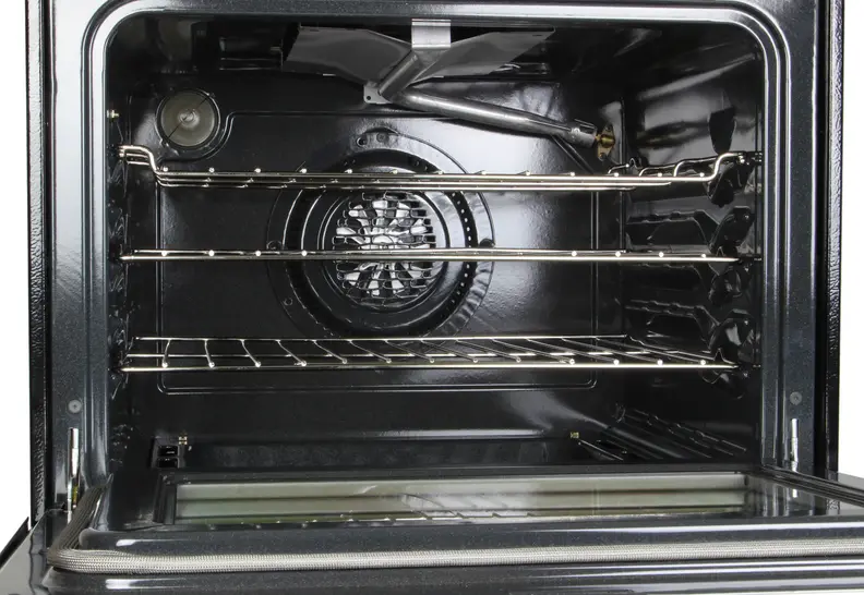 The even oven will prove a treat for bakers.