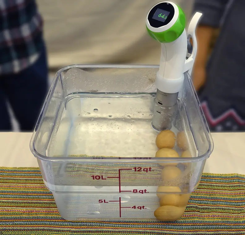 Nomiku in tub boiling eggs