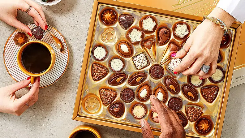 Lindt Swiss Luxury Selection Gift Box