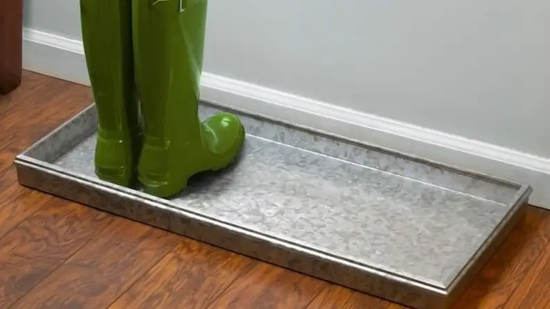 This galvanized metal tray has a pretty mottled appearance.