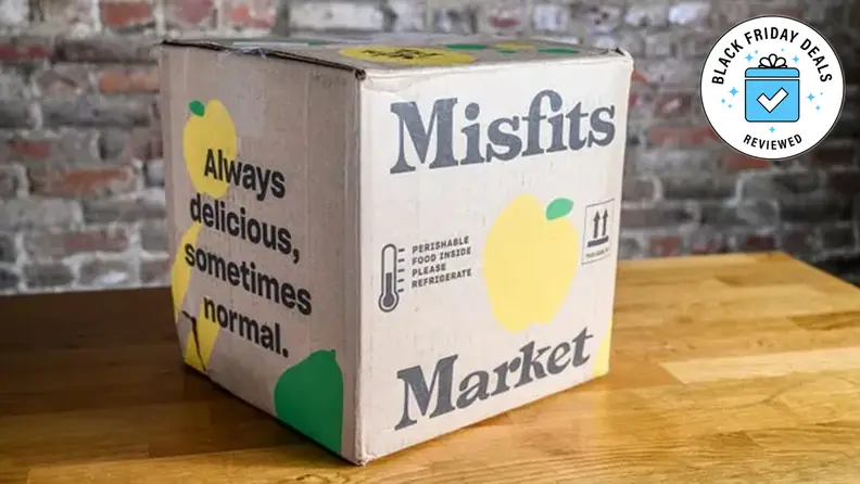 A Misfits Market package with the Black Friday Deals Reviewed badge.