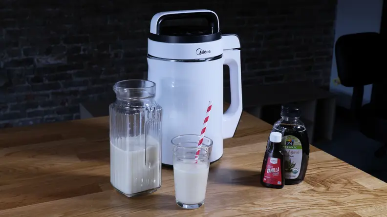Midea NRG Milk Extractor and almond milk ingredients