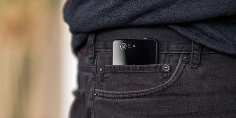The Sony Z3 Compact lives up to its name, as it's absolutely tiny but packs all the guts of the flagship Sony Z3.