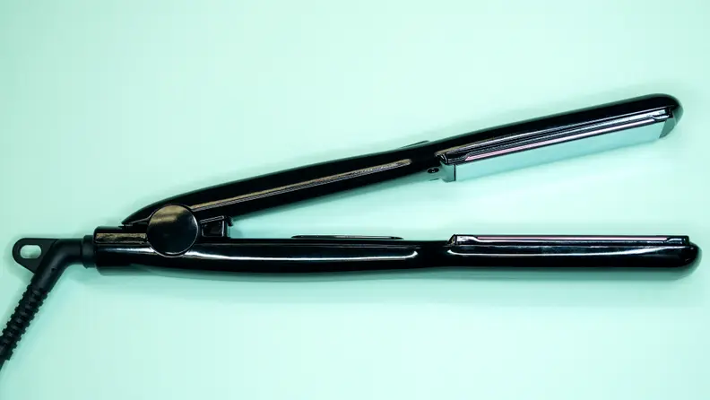 Best Hair Straighteners: Paul Mitchell Neuro Smooth Iron