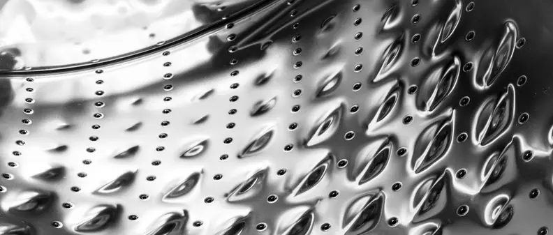 The steel bubble pattern helps lessen damage to your clothing.