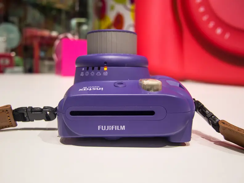 Instax Mini 8 (Grape) – Top