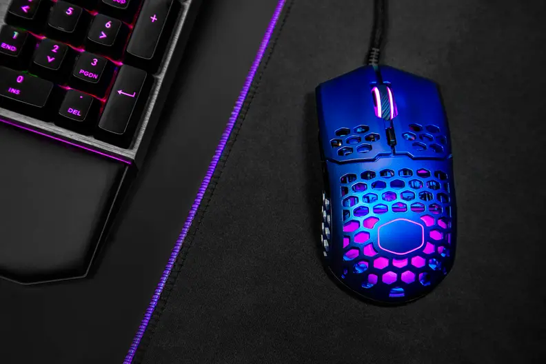 A honeycomb shell gaming mouse, the cooler master mm711